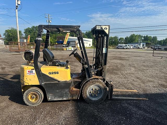 Image of Daewoo G25S equipment image 2