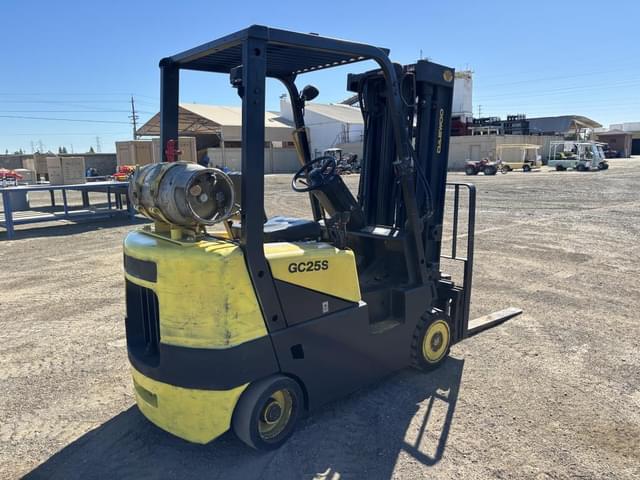 Image of Daewoo GC25S-3 equipment image 2
