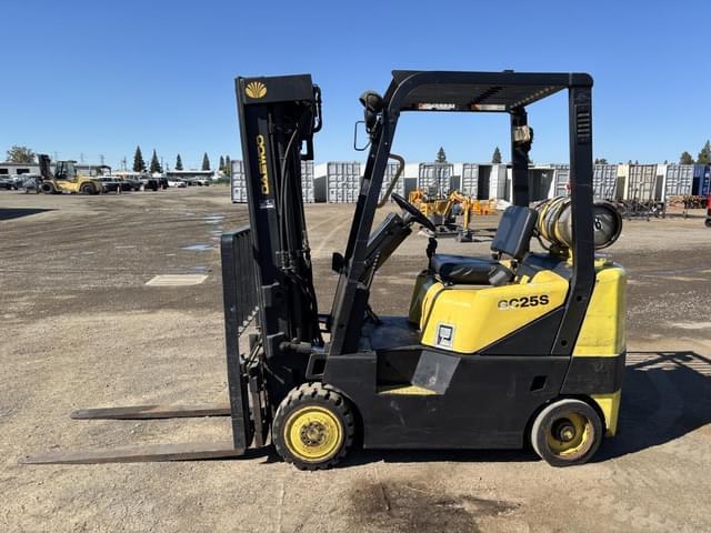 Image of Daewoo GC25S-3 equipment image 4