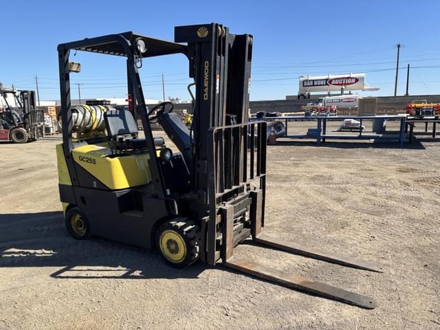 Image of Daewoo GC25S-3 equipment image 1