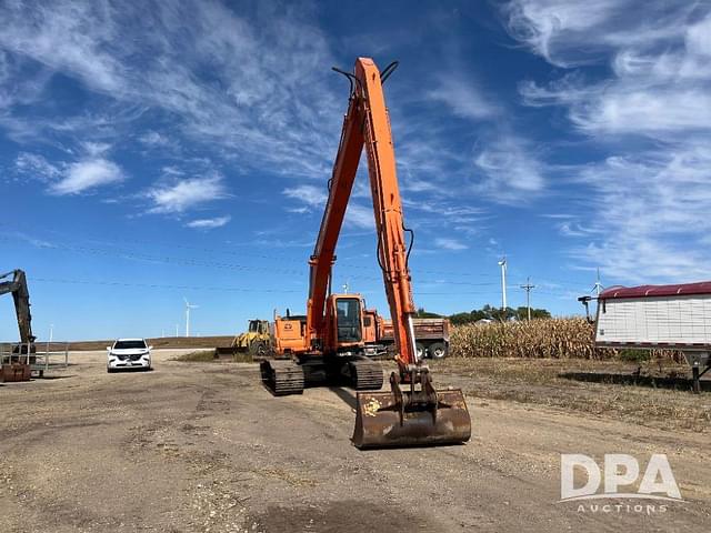 Image of Daewoo 220LCV equipment image 4