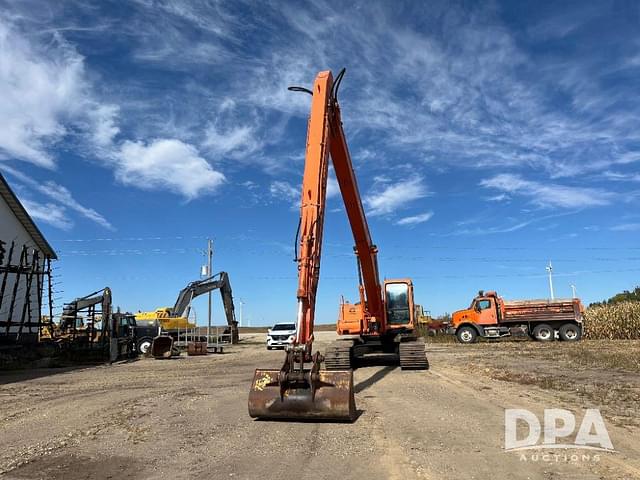 Image of Daewoo 220LCV equipment image 2