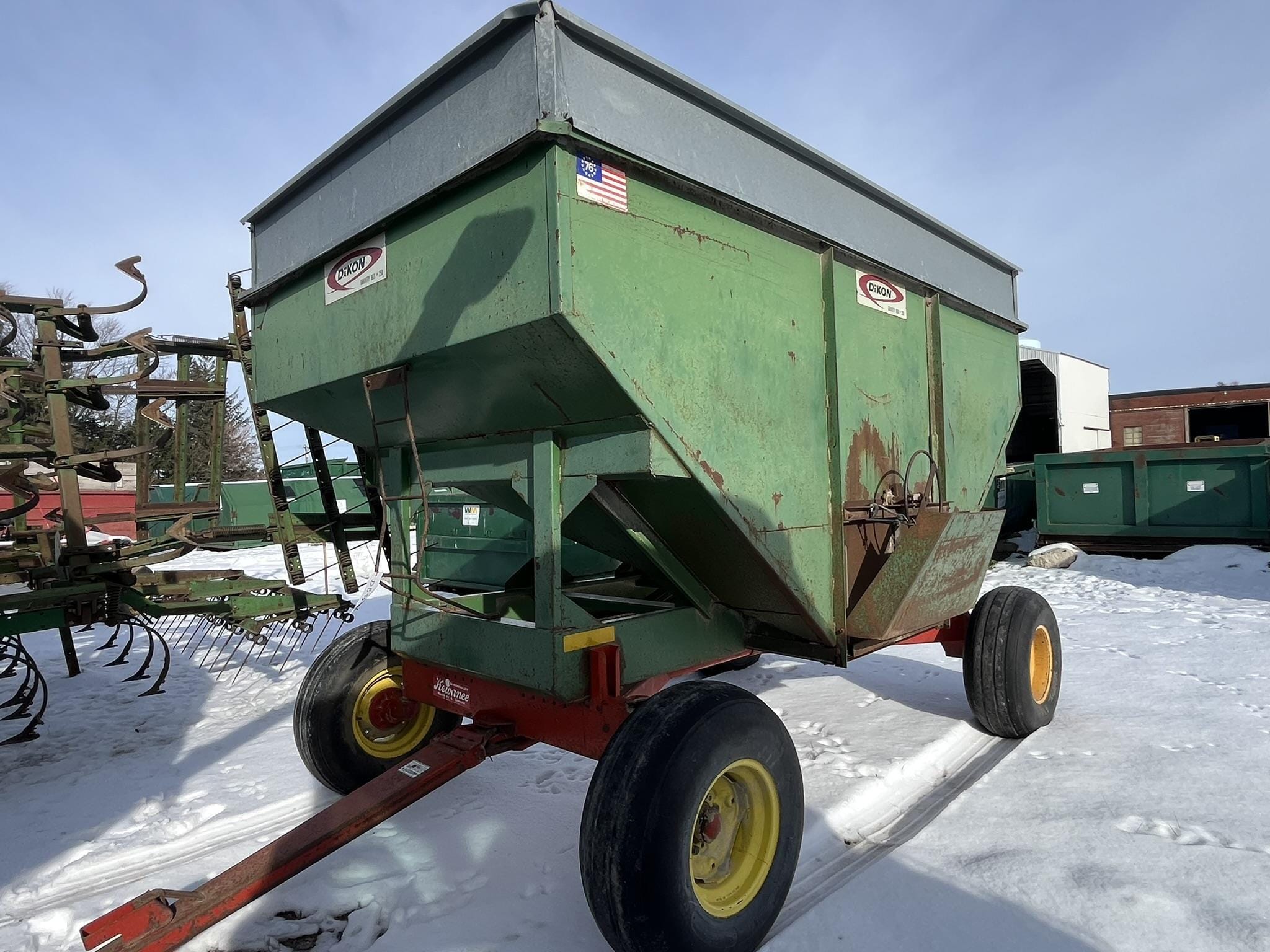 Dakon 250 Equipment Image0