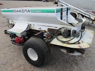 Main image Dakota 410 5