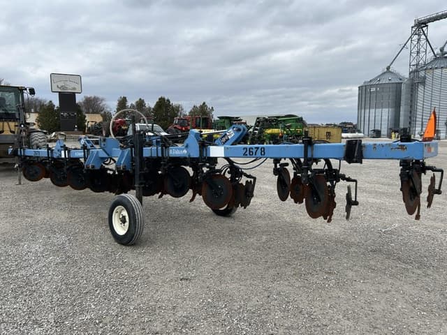 Image of Dalton Ag. D3028 equipment image 2