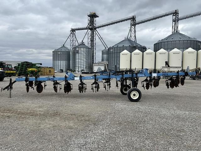Image of Dalton Ag. D3028 equipment image 1