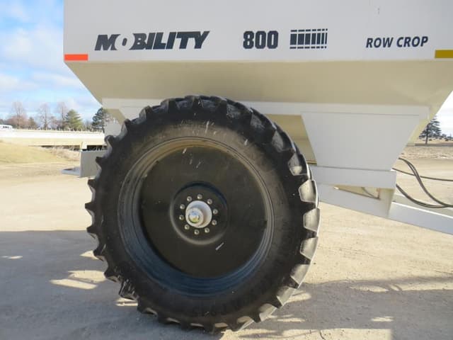 Image of Dalton Ag. Mobility 800 equipment image 2