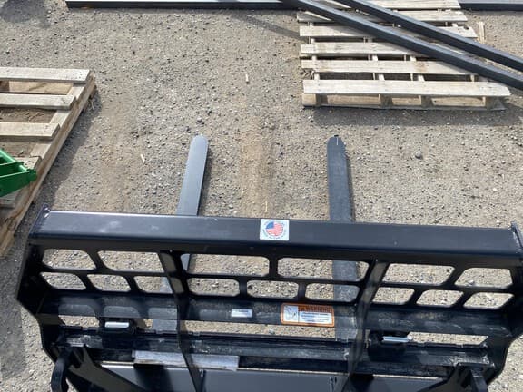 Image of Danuser Pallet Forks equipment image 4