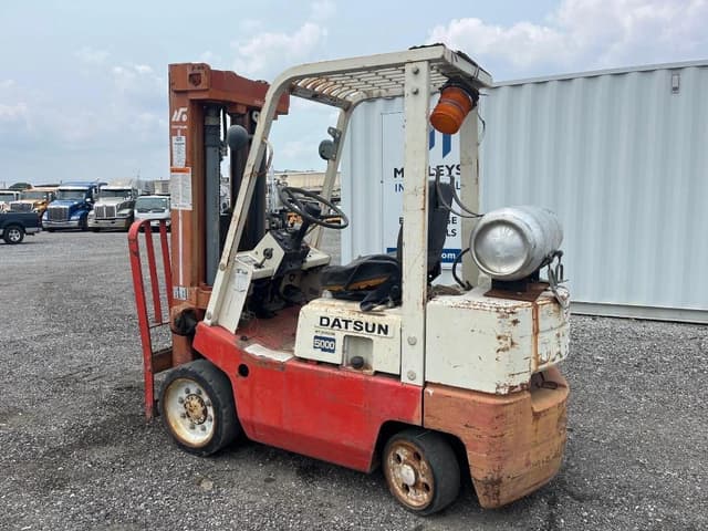 Image of Datsun 5000 equipment image 1