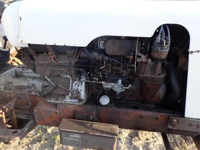 Image of David Brown 3800 equipment image 3