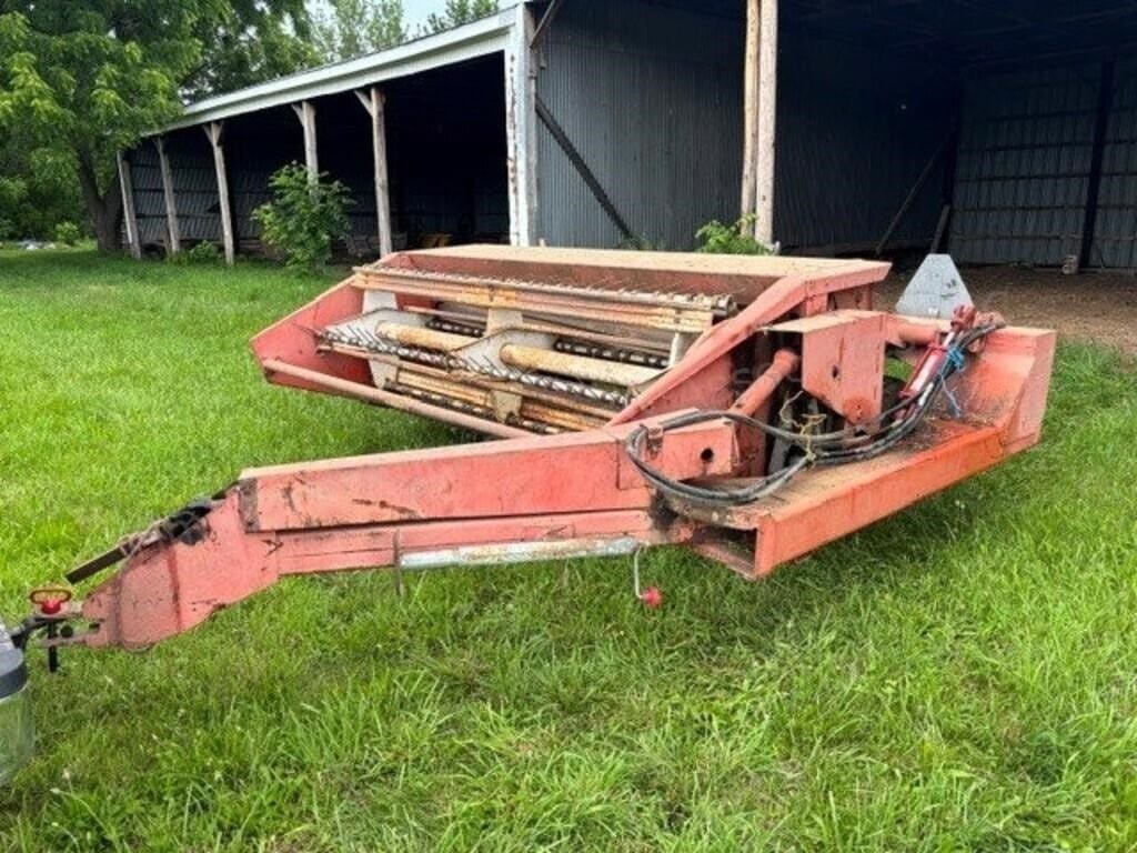 Hesston 1090 Equipment Image0