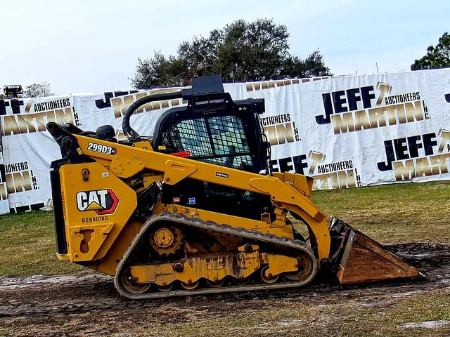 Image of Caterpillar 299D3XE equipment image 3