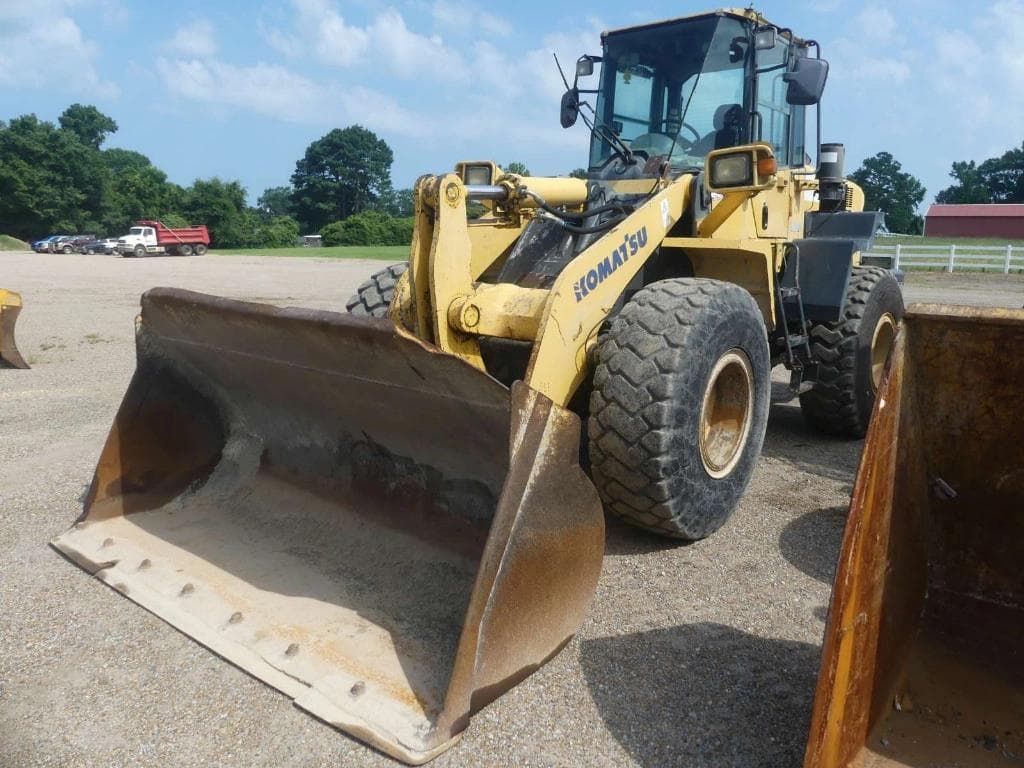 Image of Komatsu WA320-6 Primary image