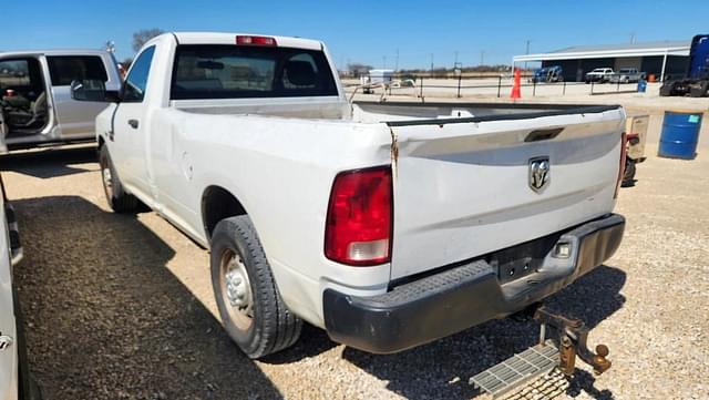 Image of Dodge Ram 2500 equipment image 4