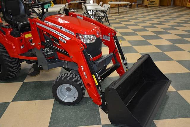 Image of Massey Ferguson GC1723E equipment image 3