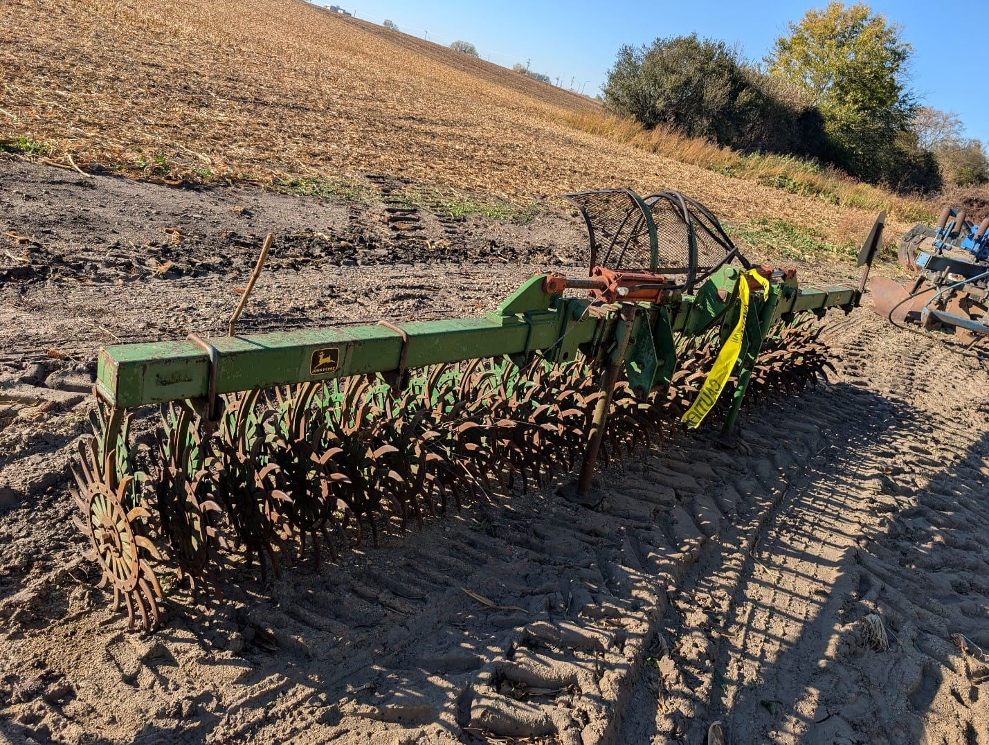 John Deere 400 Equipment Image0