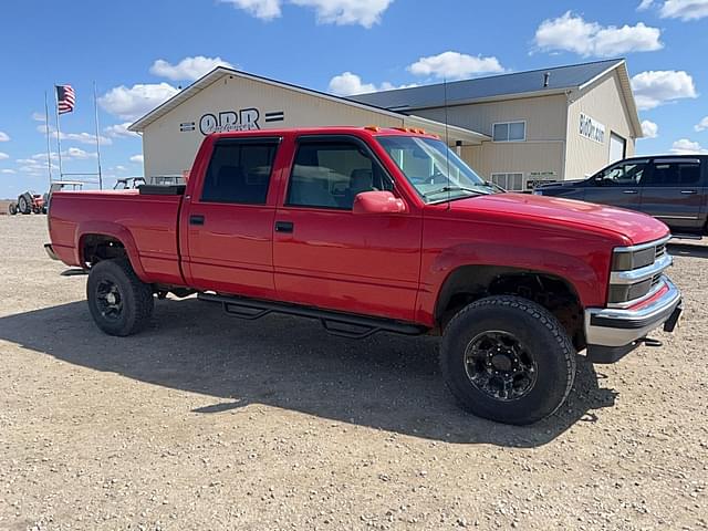 Image of Chevrolet 2500 equipment image 4