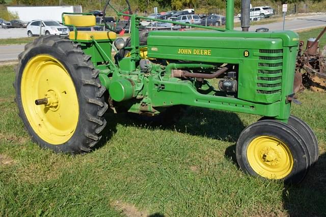 Image of John Deere B equipment image 3