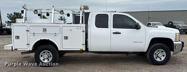 Image of Chevrolet 3500HD equipment image 3