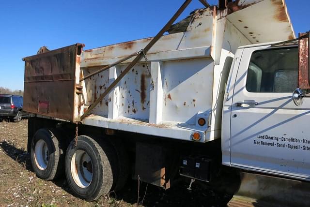 Image of Ford F-SERIES equipment image 3