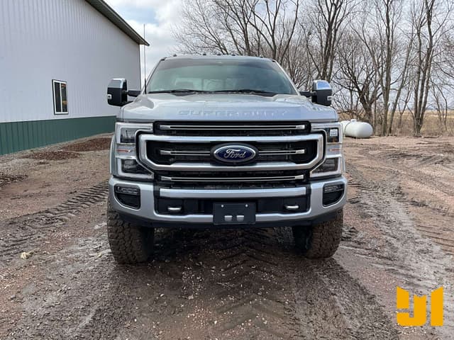 Image of Ford F-350 equipment image 1