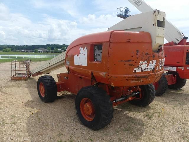 Image of JLG 600S equipment image 3