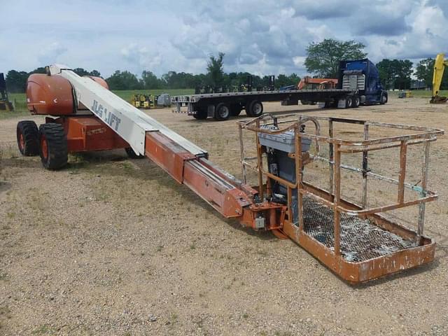 Image of JLG 600S equipment image 1