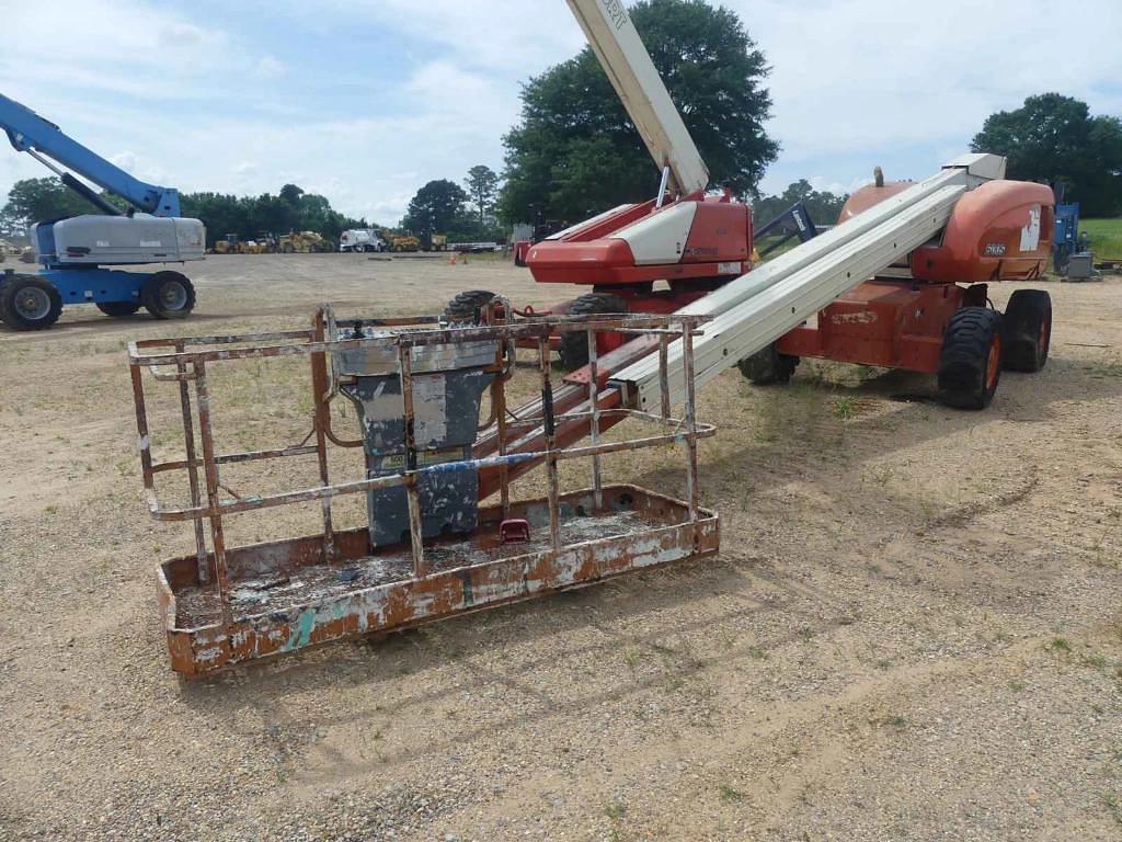 Image of JLG 600S Primary image