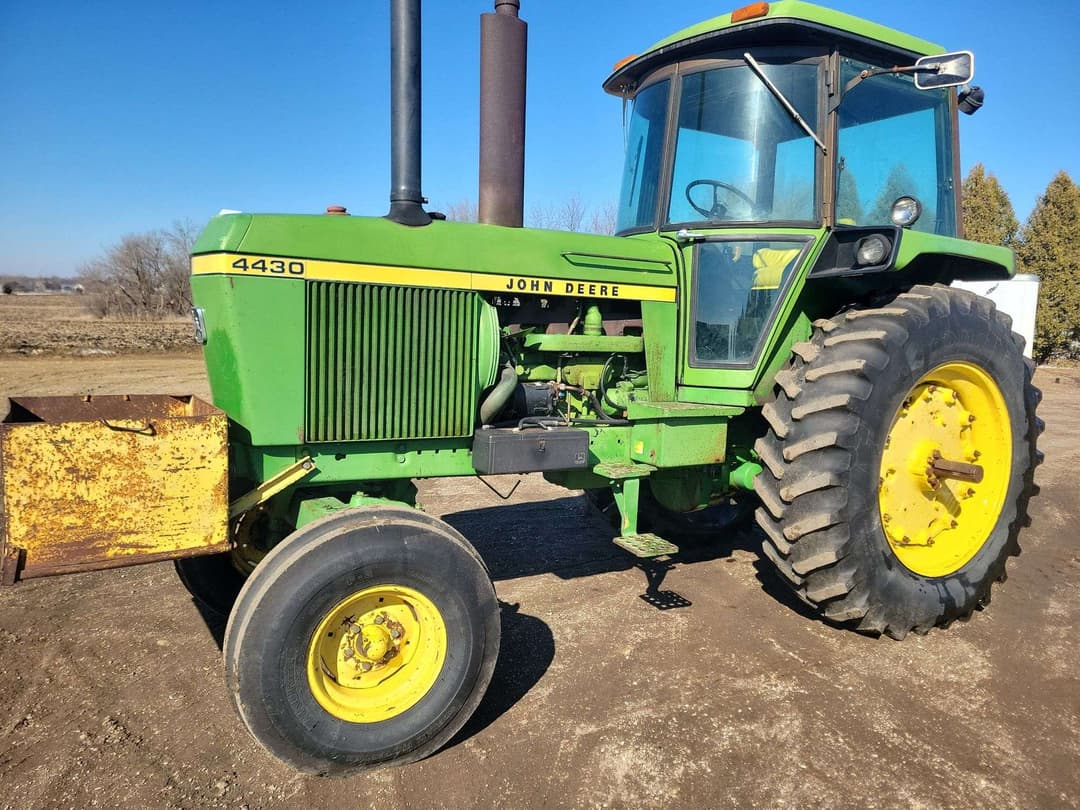 Image of John Deere 4430 Primary image