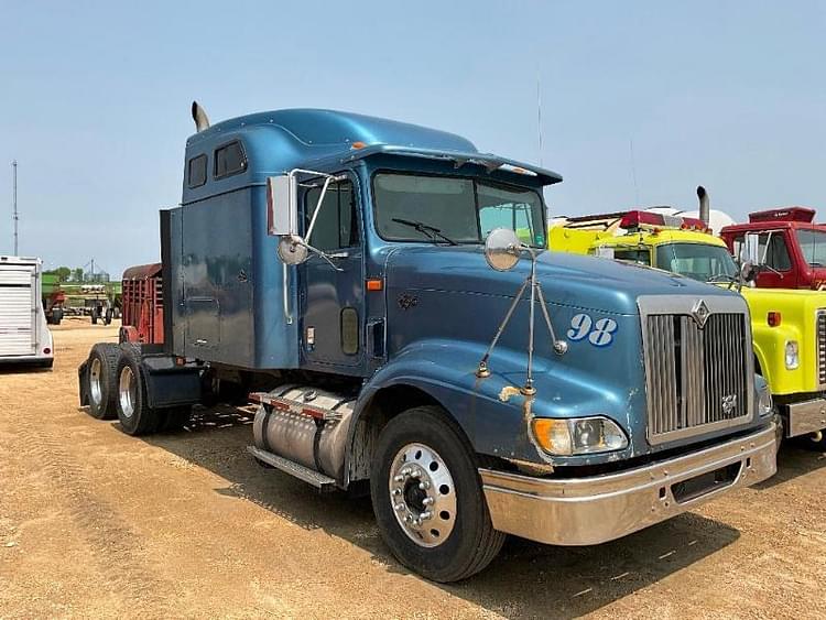 1998 International 9000 Equipment Image0