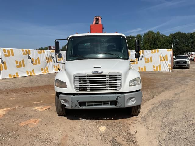 Image of Freightliner M2 equipment image 1