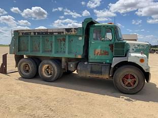 1971 White 9564 Equipment Image0