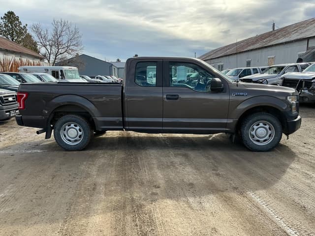 Image of Ford F-150 equipment image 3