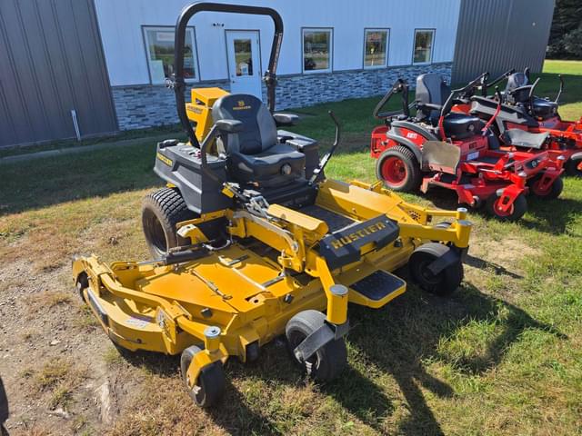 Image of Hustler Super 104 equipment image 1