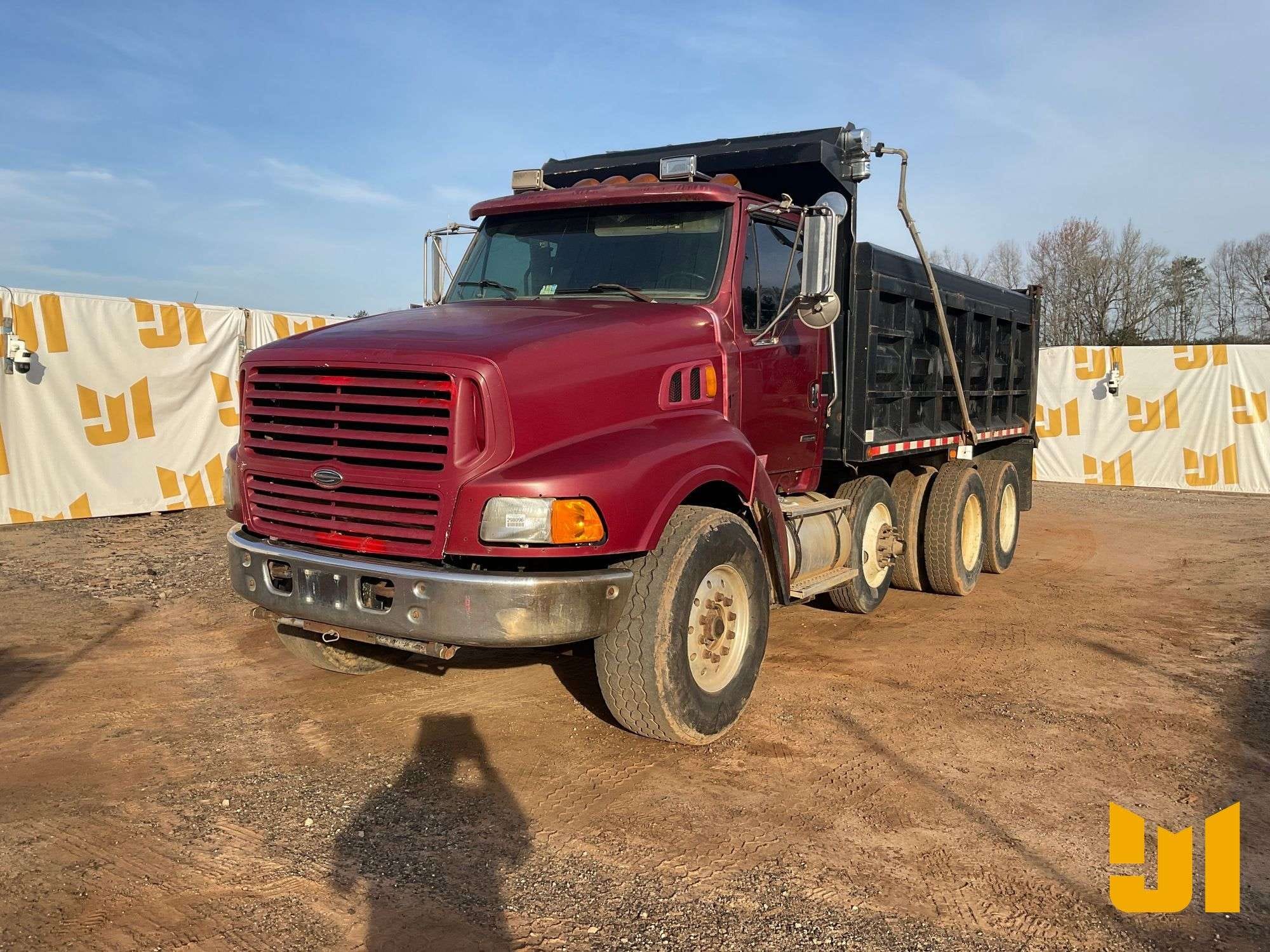 1999 Sterling L9522 Equipment Image0