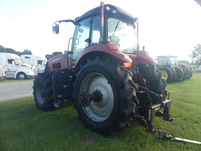 Image of Case IH Magnum 220 equipment image 4