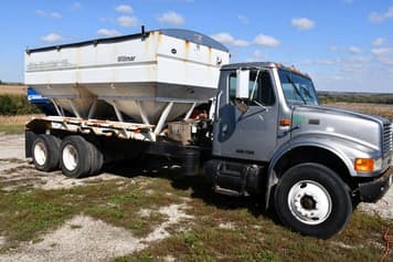 Main image International 4900