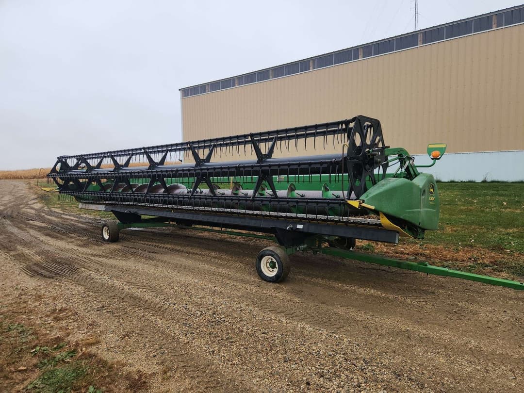 Image of John Deere 630 Primary image