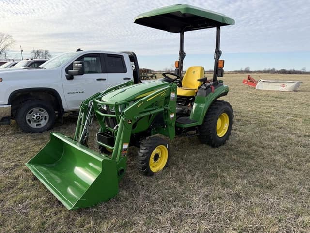 Image of John Deere 2038R equipment image 2