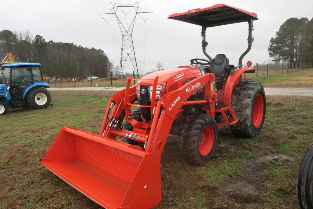 Kubota L3560 Equipment Image0