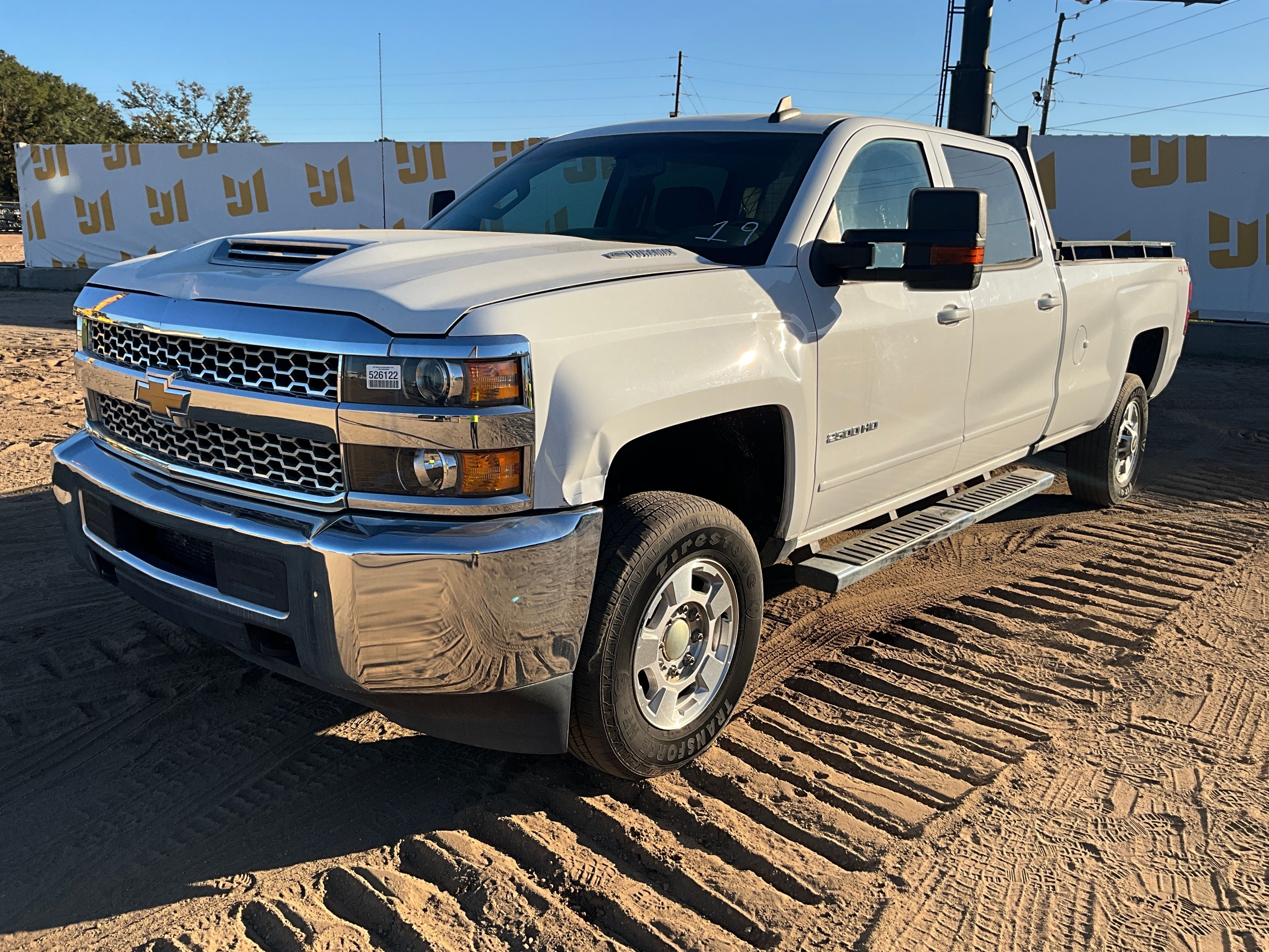 2019 Chevrolet 2500HD Equipment Image0