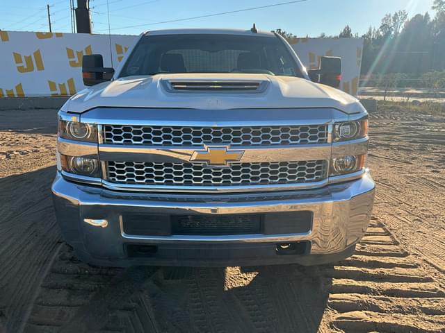 Image of Chevrolet 2500HD equipment image 1