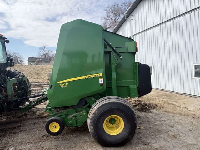 Image of John Deere 560M equipment image 1