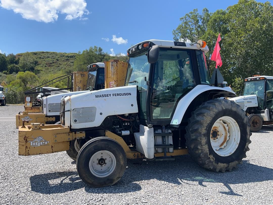 Image of Massey Ferguson 5455 Primary image