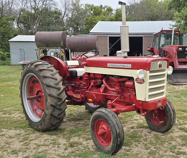 Image of International Harvester 460 Primary image