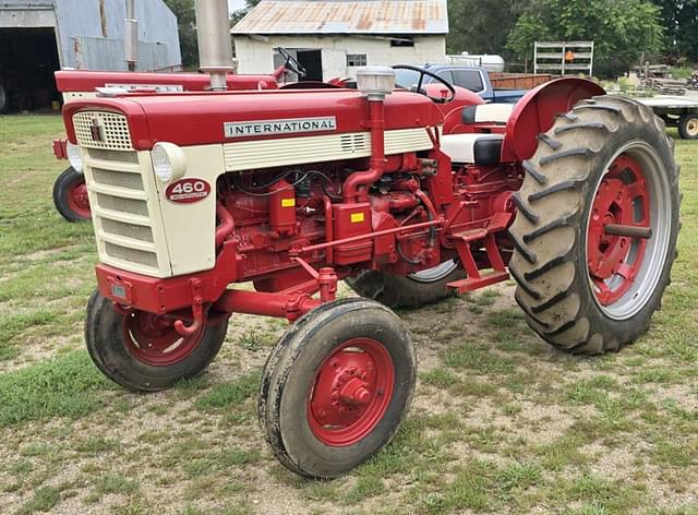 Image of International Harvester 460 equipment image 1