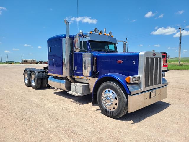 Image of Peterbilt 379 equipment image 1