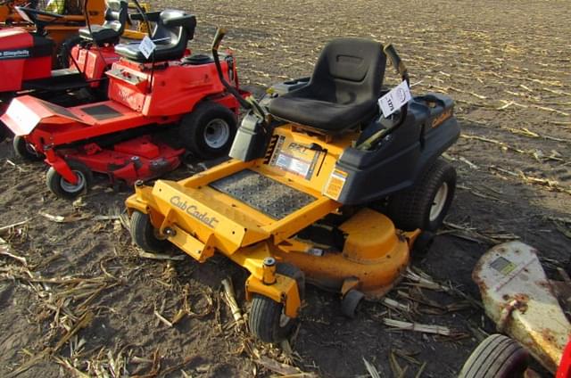 Image of Cub Cadet RZT equipment image 1