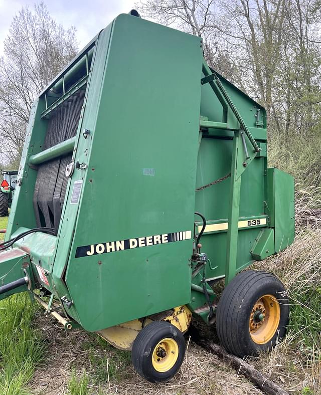 Image of John Deere 535 equipment image 1