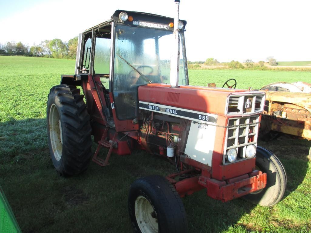 Main image International Harvester 955